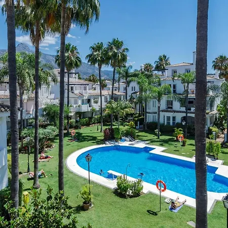 Apartament Luxurious 2 Bedroom Penthouse In Naranjos Close To The Golf Course And Puerto Banus *